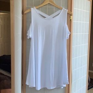 New White L cold shoulder tee. Color Bear Brand